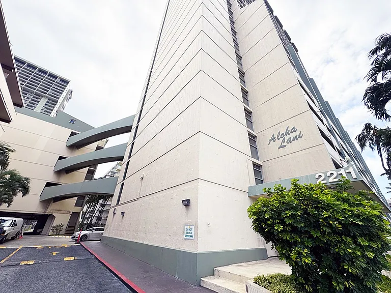 2211 Ala Wai Blvd #1514 — Photo 12