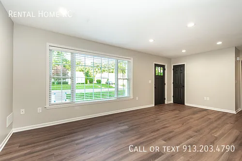 7620 Robinson St — Photo 8