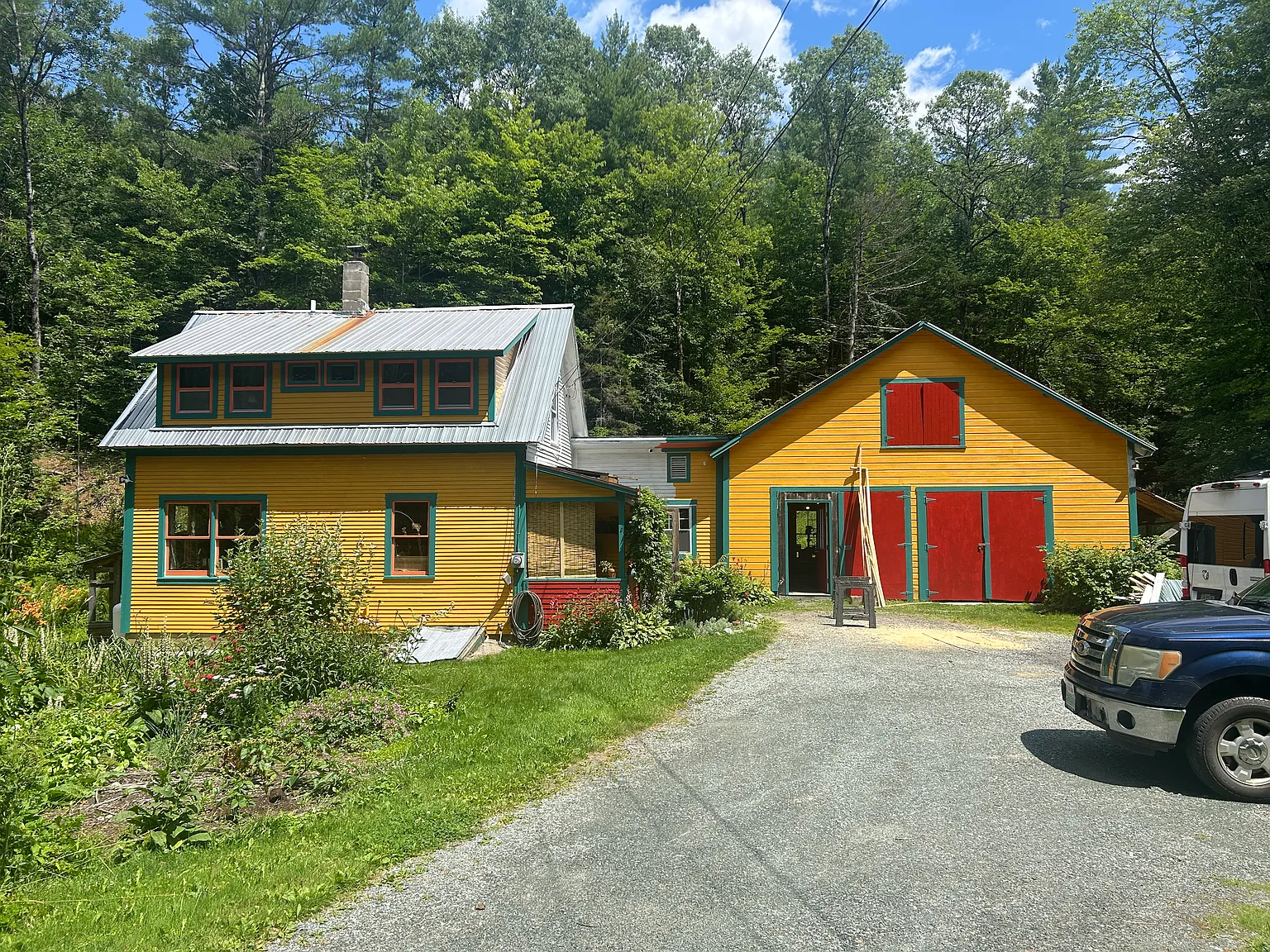 3 bed, 1150 sqft, $850 — Photo 3