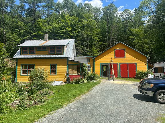 3rd image of 305 Mackville Rd