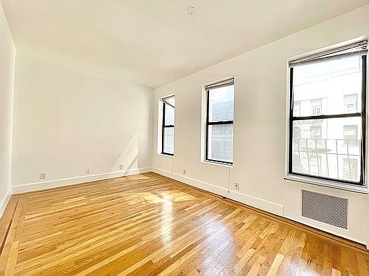 1st image of 234 E 58th St #17B