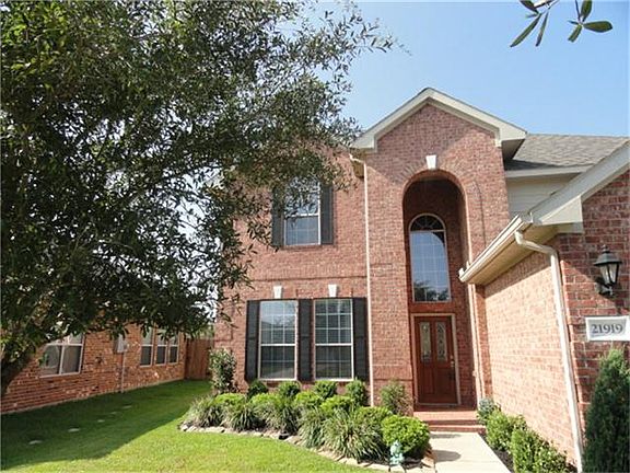 2nd image of 21919 Field Green Dr