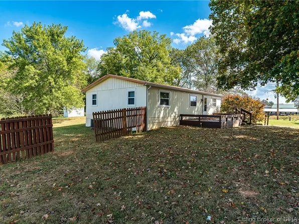 1920 Lake Road SE, Corydon, IN 47112