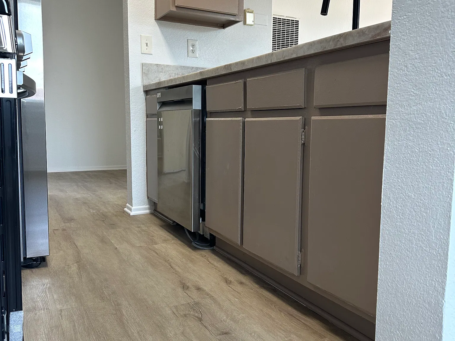 1 bed, 750 sqft, $1,995 — Photo 3