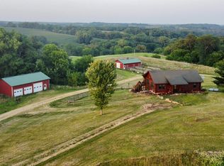 11915 S Derinda Rd, Elizabeth, IL 61028