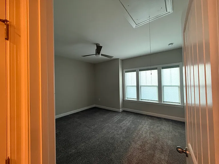 120 Bailey Park — Photo 28