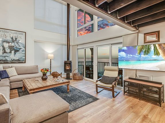 3rd image of 565 Esplanade Unit 408