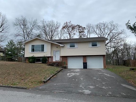2nd image of 9309 Somerset Dr