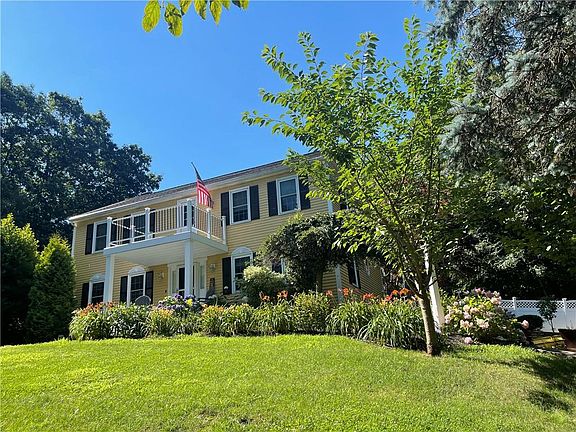 2nd image of 21 Deerfield Dr