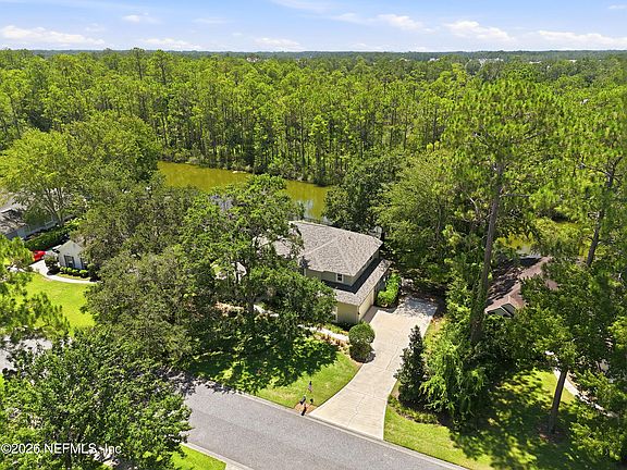 3rd image of 1843 COMMODORE POINT Drive