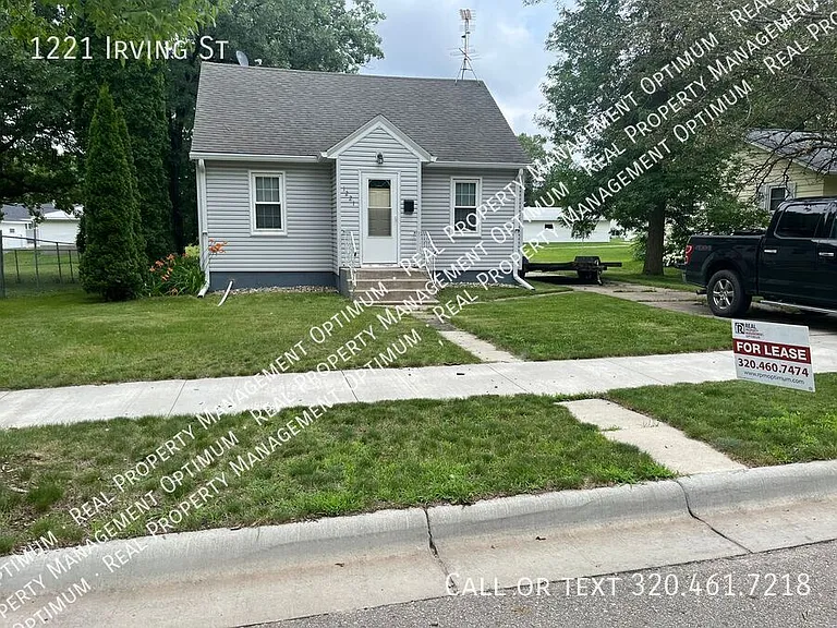 1221 Irving St — Photo 6