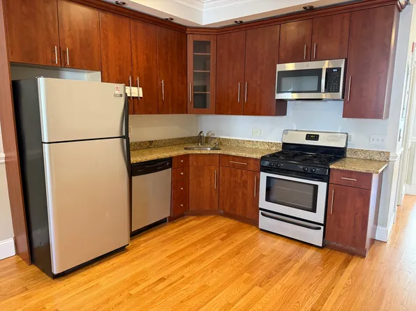 118 W Broadway APT 2, Boston, MA 02127