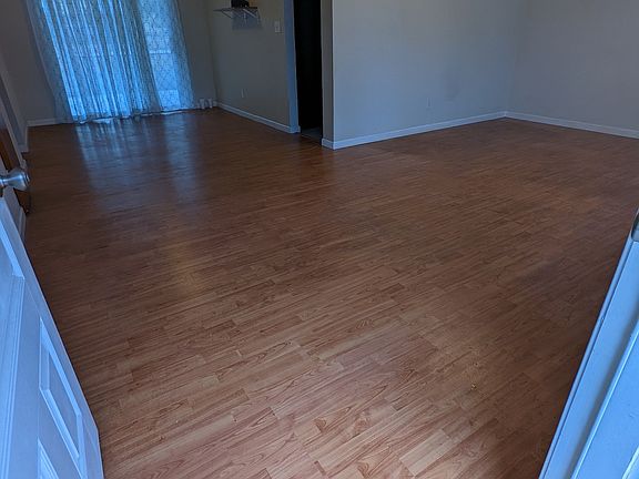 5th image of 6302 Sheri Dr NW