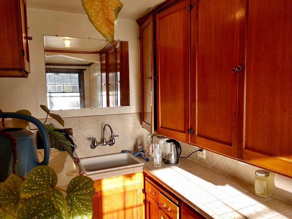 Kitchen with lots of storage