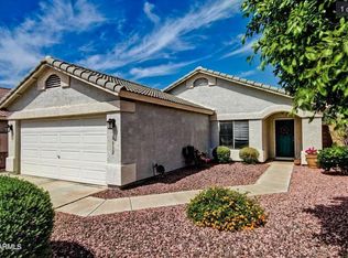 6612 W Whispering Wind Dr, Glendale, AZ 85310