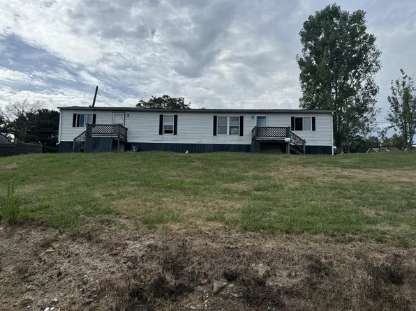 627 Flinn Ave, Ronco, PA 15476