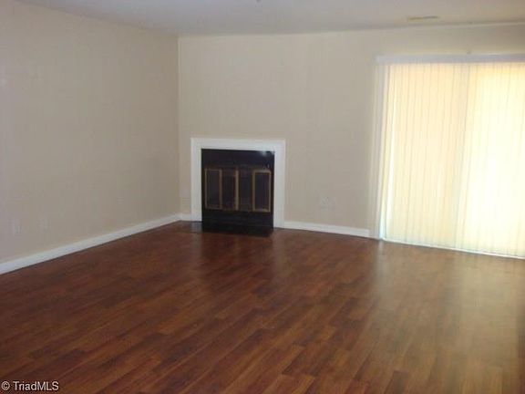 4th image of 4319 Baylor St