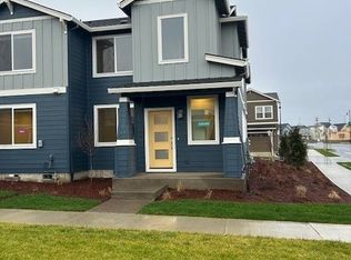 3395 SE Equinox Ln, Hillsboro, OR