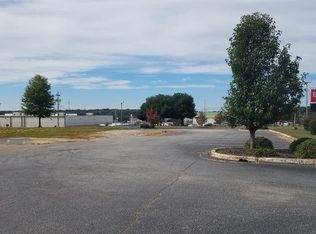 919 Montague Ave, Greenwood, SC 29649