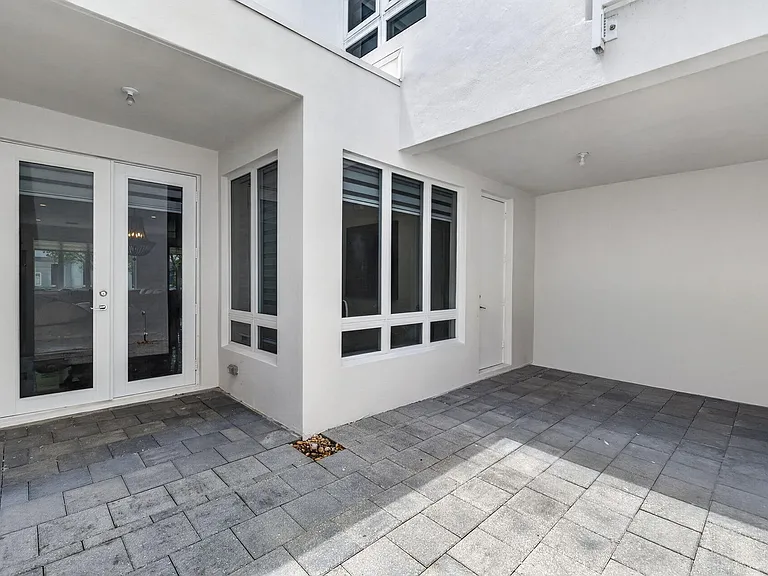 6461 NW 103rd Psge — Photo 26