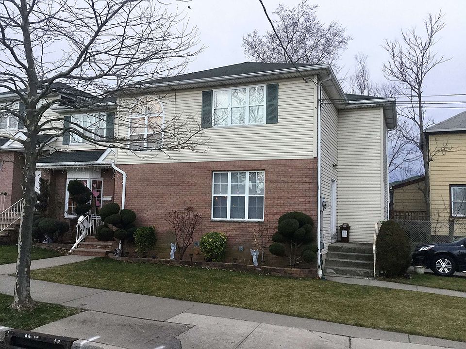 1st image of 2 Bradley Ave