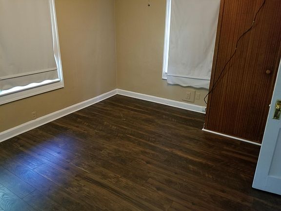 2nd image of 4433 Carrollton Ave