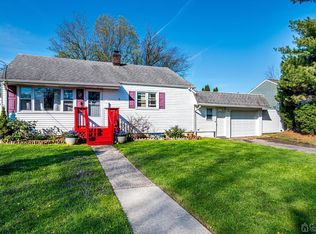 9 Madeline Ave, East Brunswick, NJ 08816