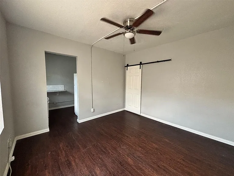 309 Hutcheson St #1 — Photo 6