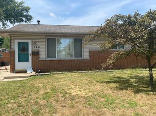 268 S Wildwood St, Westland, MI 48186