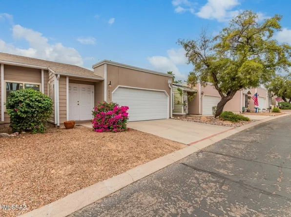 6337 N Willowbrook Dr, Tucson, AZ 85704