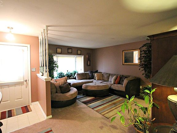2nd image of 1162 Devenish Ln