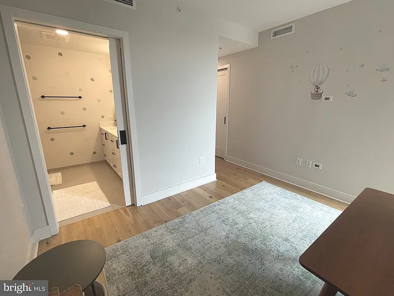 1211 Van St SE #601 — Photo 15