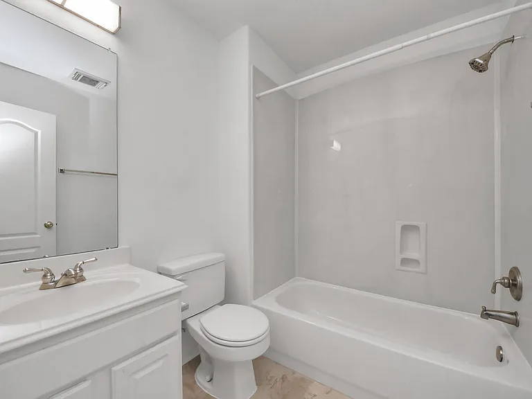 4230 Waterwood Dr — Photo 21