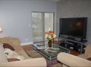 315 Deer Glen Way #1-A, Bloomingdale, IL 60108
