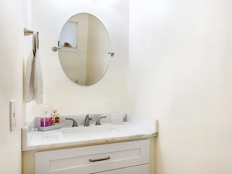 1517 SE Camano Dr — Photo 14