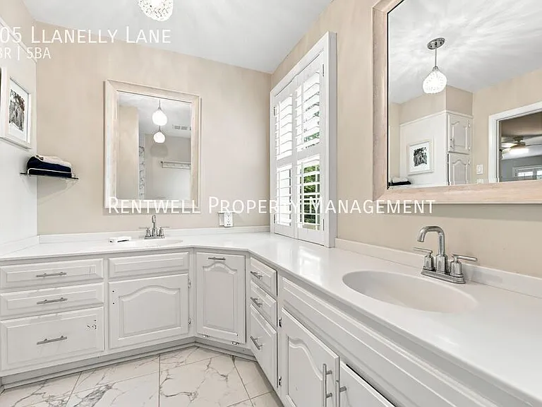 805 Llanelly Ln — Photo 19