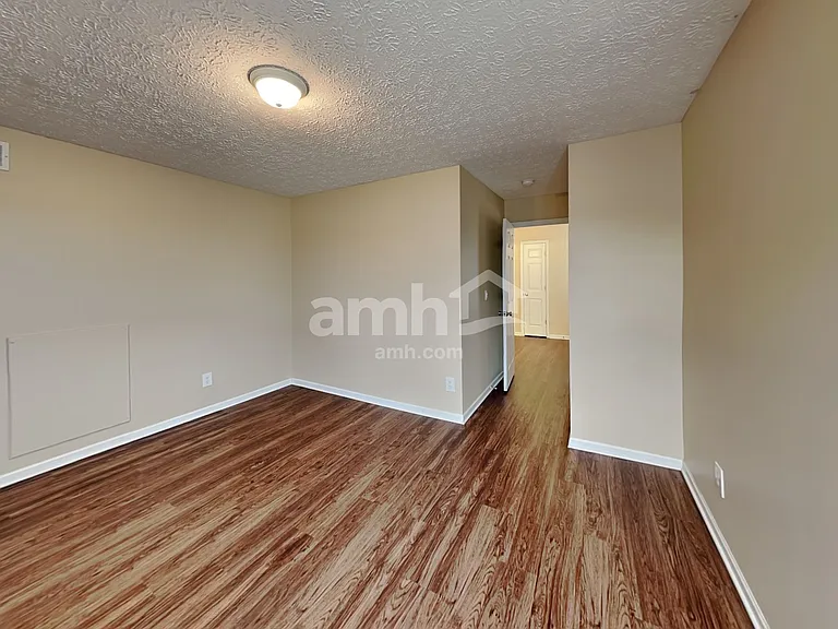 1095 Mastell Dr — Photo 18