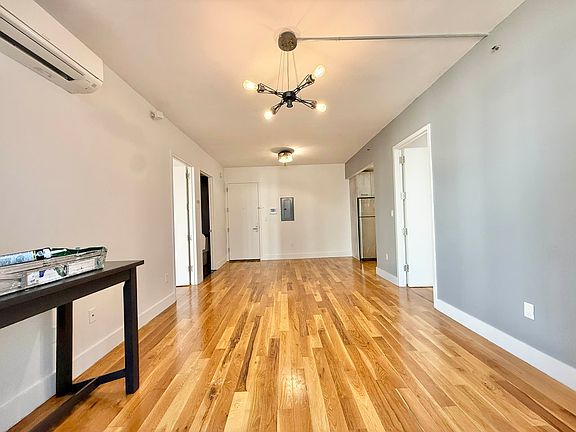 4th image of 12 Ford St APT 4A