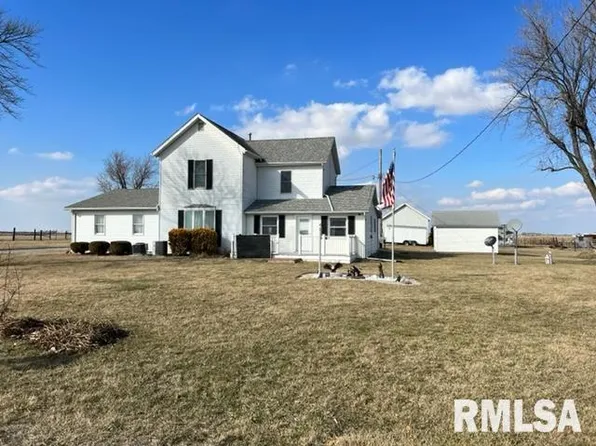 1664 County Road 1950 Rd N, Washburn, IL 61570