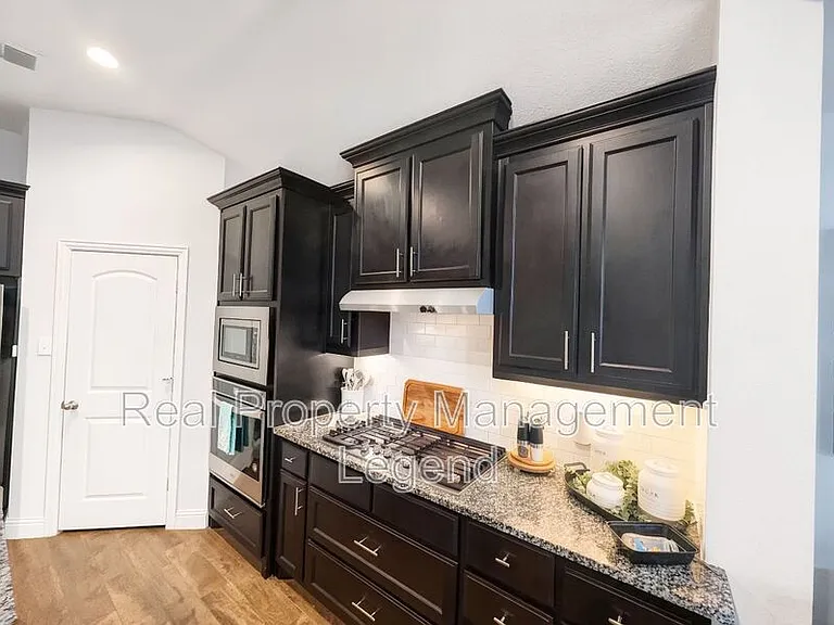 417 Cooper St — Photo 11