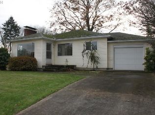 1510 Manor Dr, Gladstone, OR 97027