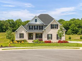 1741 Ash Grove Ln, Clemmons, NC 27012