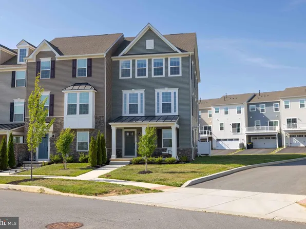 427 Swede Landing Ln, Middletown, DE 19709
