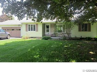 3435 W Lake Dr, Canandaigua, NY 14424
