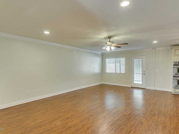 4th image of 2136 E Diamond Ave