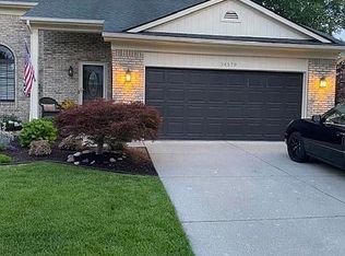 34579 Dover Ave, Livonia, MI 48150