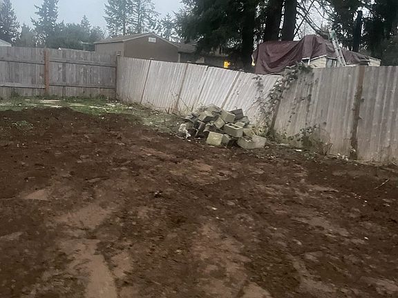 4th image of 7901 160th Street E