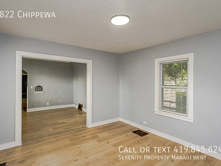 5822 Chippewa Rd — Photo 8