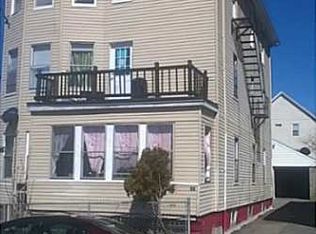 79 Abbott St, Pawtucket, RI 02860