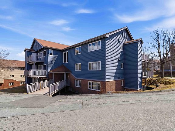 2nd image of 77 Farnham Gate Rd #2